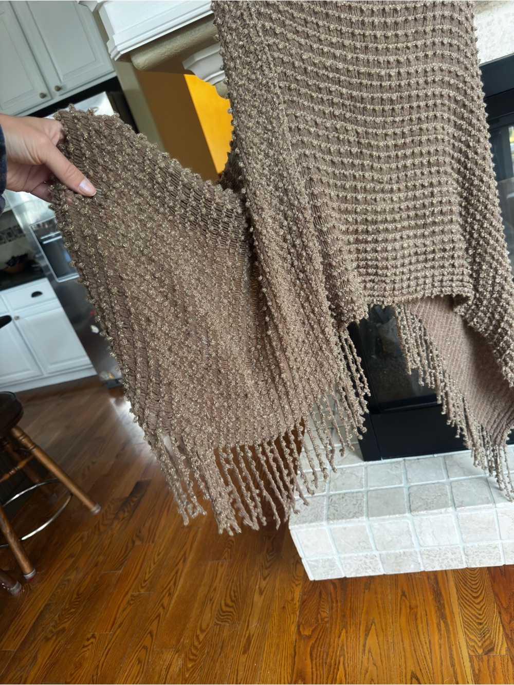 Brown Boucle Knit Poncho Gold Thread Fringe Minimalist Art to Wear Lagenlook - Picture 4 of 5